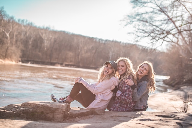 Friend or Foe: How to Identify Toxic Relationships in Your Friend Group