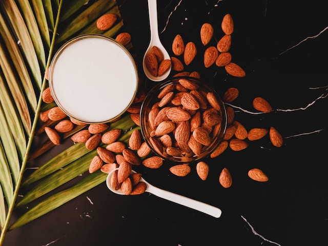Discover the incredible nutritional benefits of almonds and how they can enhance your overall health