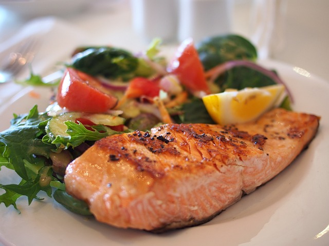 baked salmon with quinoa