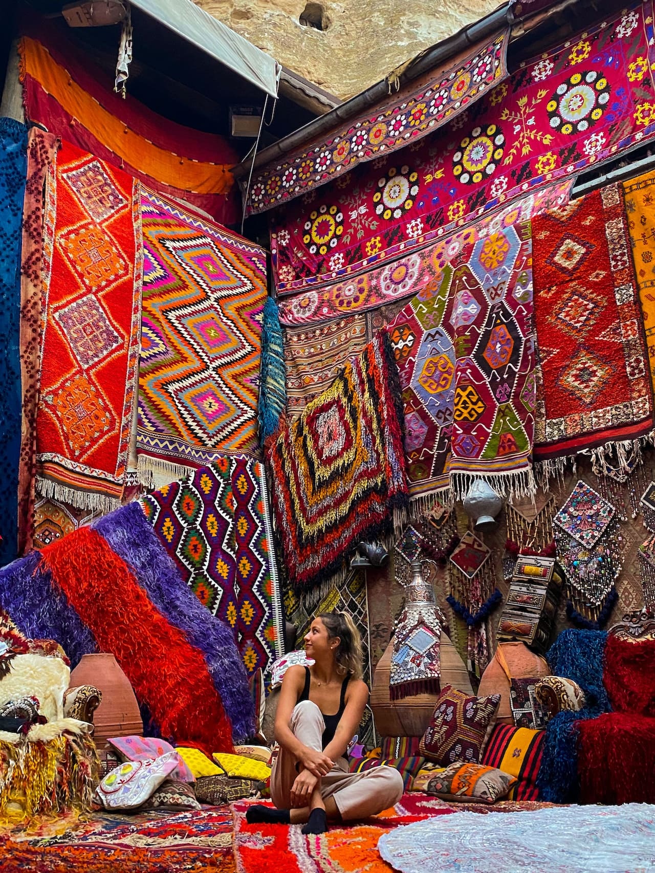 Rajasthani handicrafts, Pink City bazaars, Jaipur souvenirs, Handmade jewelry Jaipur, Traditional Indian markets