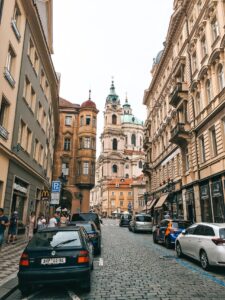 Budget-friendly safaris Tropical budget destinations