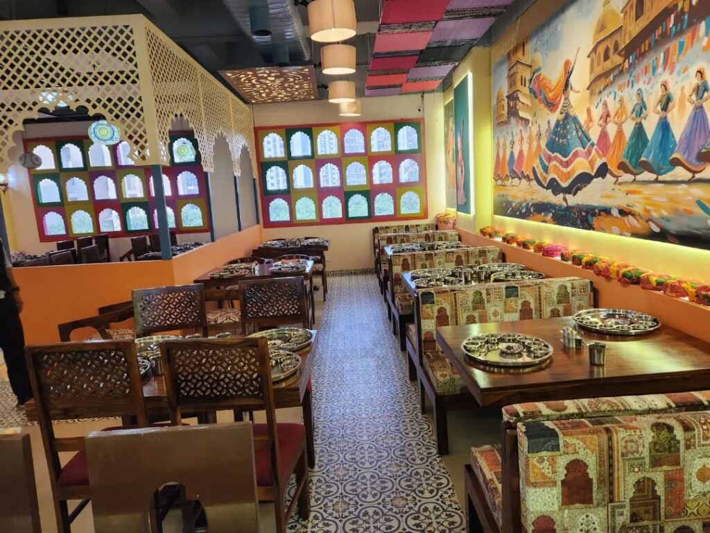 Shree Navratna Restaurant