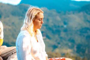 digital detox, tech addiction, smartphone addiction, screen time, mindfulness, mental health, wellness retreat, unplugging, digital wellness, work-life balance
