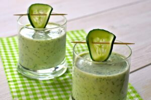 digestive health, fiber-rich foods, inflammation, metabolism, gut bacteria, prebiotics, balanced diet, gut-friendly foods