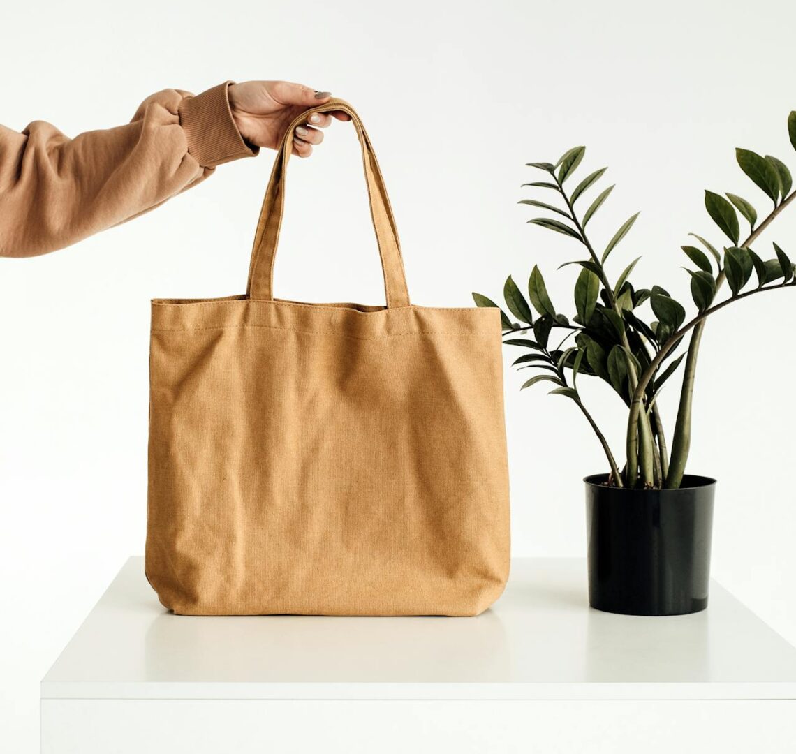 zero-waste lifestyle, reduce waste tips, zero-waste living, sustainable living